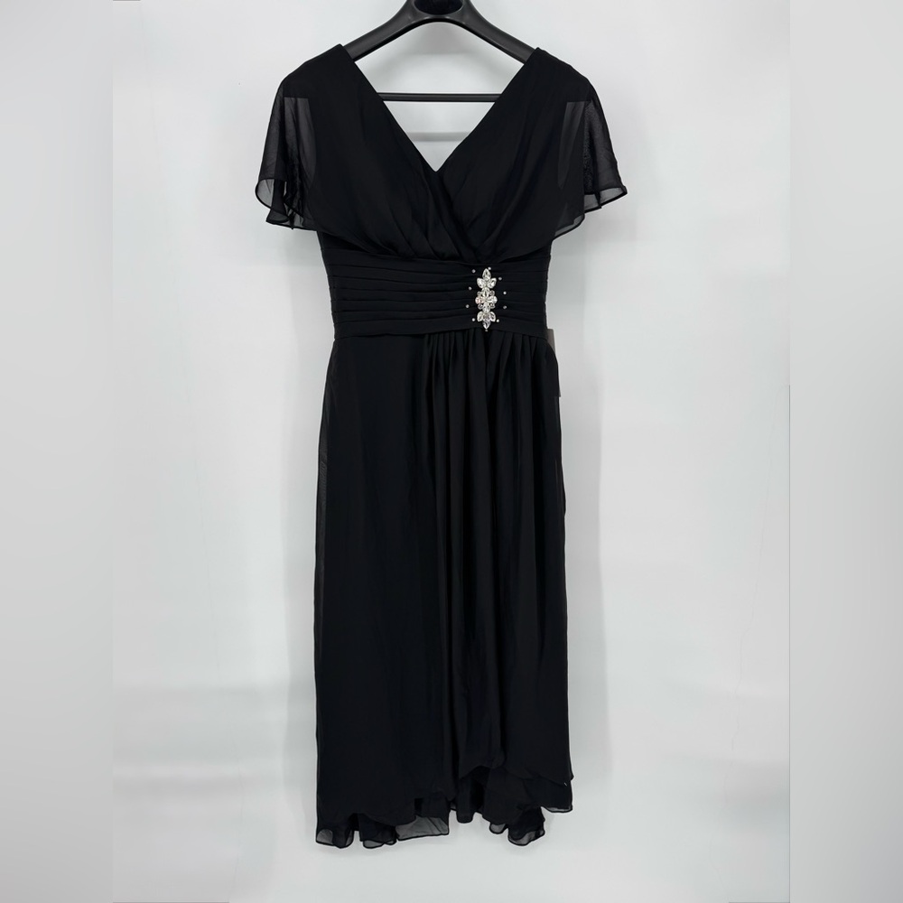 Black Evening cocktail dress V-neck‎ and silver waist detail size L (12) NWT